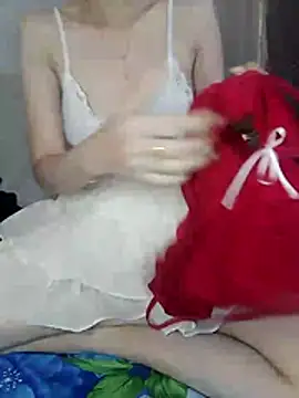 -Nicole-e online show from 01-14-26, 01:22