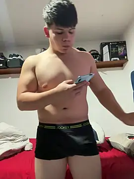 Snapshot of padrinito_69 chatting on 02-25-26, 05:39 padrinito 69 online show from 02-25-26, 05:39