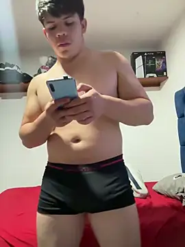 Snapshot of padrinito_69 chatting on 03-05-26, 05:58 padrinito 69 online show from 03-05-26, 05:58