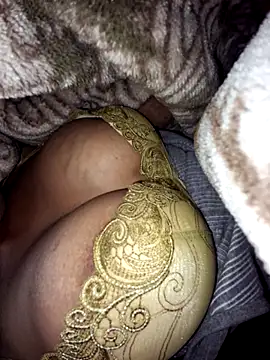 Snapshot of savitaxbhabhi chatting on 02-10-26, 08:35 savitaxbhabhi online show from 02-10-26, 08:35