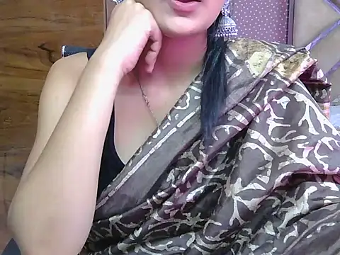 sweet riyaaa online show from 05-06-26, 05:03