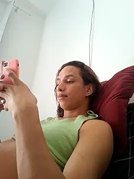 Snapshot of ofjuliaa chatting on 01-31-26, 07:11 ofjuliaa online show from 01-31-26, 07:11