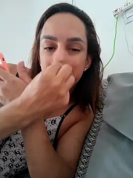 Snapshot of ofjuliaa chatting on 02-17-26, 02:02 ofjuliaa online show from 02-17-26, 02:02