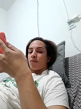 Snapshot of ofjuliaa chatting on 02-23-26, 08:06 ofjuliaa online show from 02-23-26, 08:06