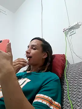 Snapshot of ofjuliaa chatting on 03-03-26, 03:12 ofjuliaa online show from 03-03-26, 03:12