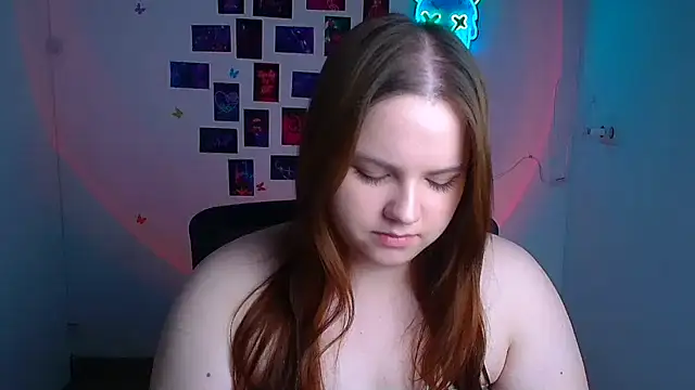 Kitty Mia Kitty online show from 04-15-26, 12:23