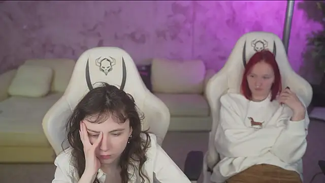 Snapshot of Orly_flame chatting on 03-04-26, 07:31 Orly flame online show from 03-04-26, 07:31