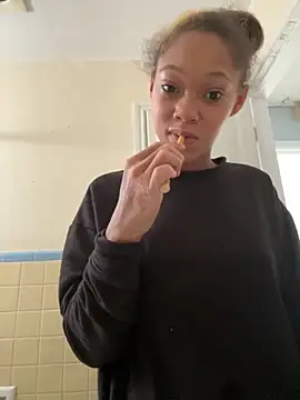 Tamiii420 online show from 03-09-26, 02:54