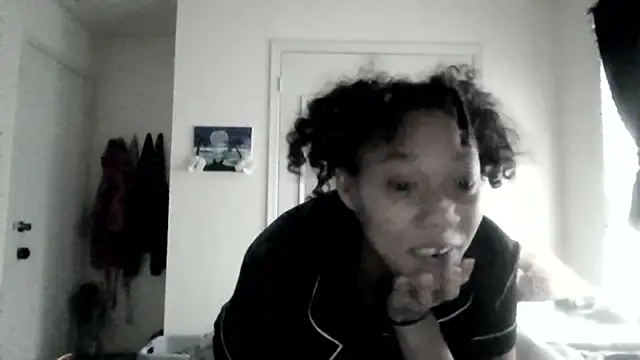 Tamiii420 online show from 04-25-26, 02:14