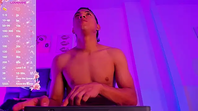 Liamsubtle01 online show from 02-11-26, 11:04