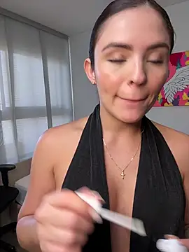 SofiaGomez444 online show from 02-11-26, 04:01