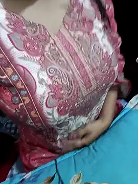 Snapshot of Sima_Roy95 chatting on 03-25-26, 05:57 Sima Roy95 online show from 03-25-26, 05:57