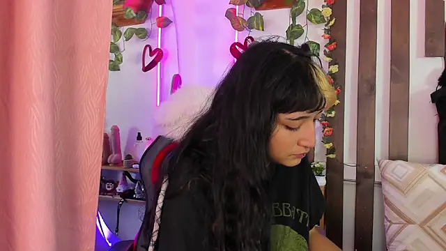 MeowMota  online show from 05-24-26, 05:07
