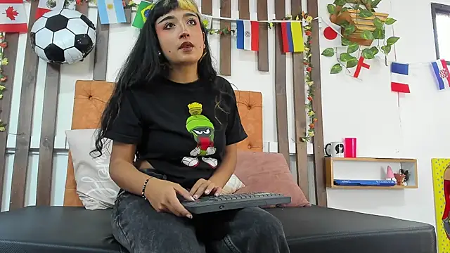 MeowMota  online show from 07-14-26, 06:46