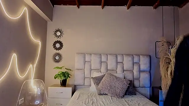 Snapshot of _liiss chatting on 02-28-26, 11:11 liiss online show from 02-28-26, 11:11