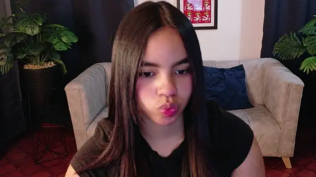 Snapshot of SofiaMante_ chatting on 02-04-26, 09:20 SofiaMante online show from 02-04-26, 09:20