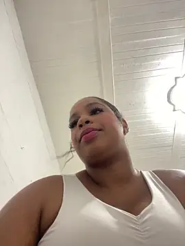 Snapshot of NataliaMillers chatting on 02-25-26, 06:12 NataliaMillers online show from 02-25-26, 06:12