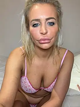 Snapshot of AliceDx chatting on 02-19-26, 09:11 AliceDx online show from 02-19-26, 09:11