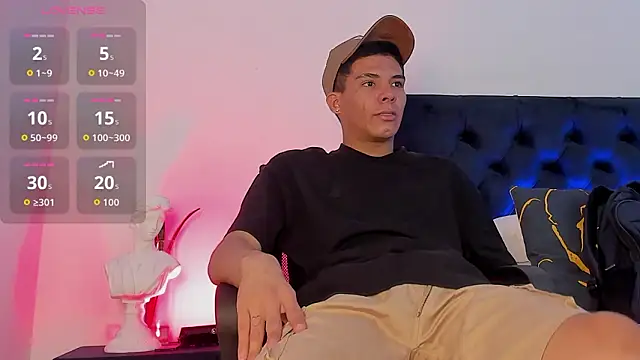 Snapshot of Marcus_Moreno chatting on 02-17-26, 09:54 Marcus Moreno online show from 02-17-26, 09:54