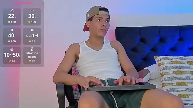 Snapshot of Marcus_Moreno chatting on 02-18-26, 10:39 Marcus Moreno online show from 02-18-26, 10:39