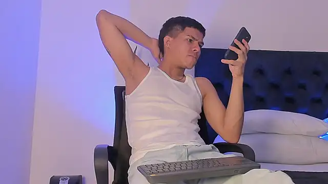 Snapshot of Marcus_Moreno chatting on 03-13-26, 07:31 Marcus Moreno online show from 03-13-26, 07:31