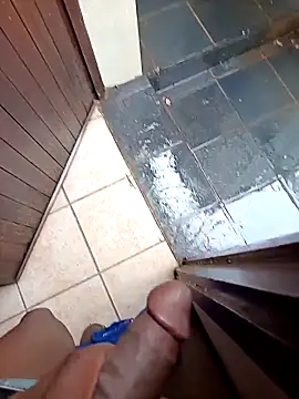 Snapshot of Dickxro chatting on 02-13-26, 07:37 Dickxro online show from 02-13-26, 07:37