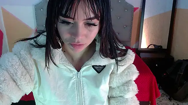 sofiaspring online show from 07-17-26, 02:02
