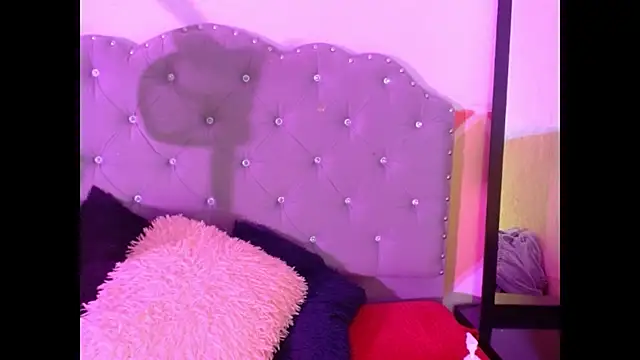sofiaspring online show from 07-28-26, 03:08