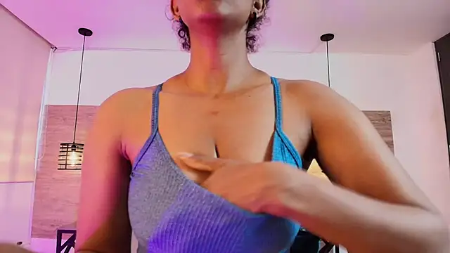 Ellie-Alves online show from 07-03-26, 02:34
