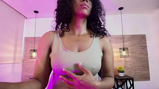 Ellie-Alves online show from 07-10-26, 01:25