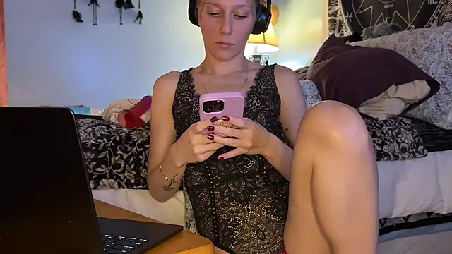 Snapshot of mysunidreamss chatting on 02-03-26, 02:53 mysunidreamss online show from 02-03-26, 02:53