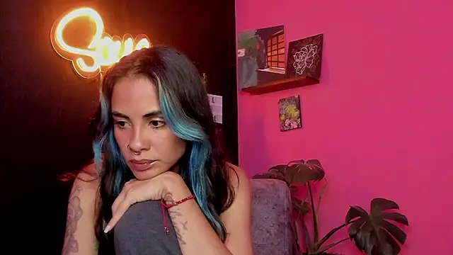 Snapshot of azula_lillet chatting on 02-01-26, 09:13 azula lillet online show from 02-01-26, 09:13