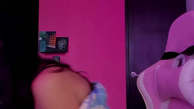 Snapshot of azula_lillet chatting on 02-19-26, 03:41 azula lillet online show from 02-19-26, 03:41