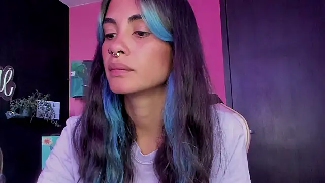 Snapshot of azula_lillet chatting on 03-02-26, 08:48 azula lillet online show from 03-02-26, 08:48