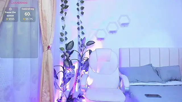 emily7  online show from 03-03-26, 10:15