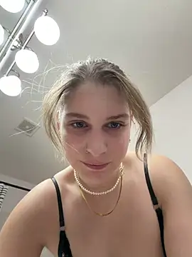 Snapshot of SassynNatty chatting on 02-23-26, 02:42 SassynNatty online show from 02-23-26, 02:42