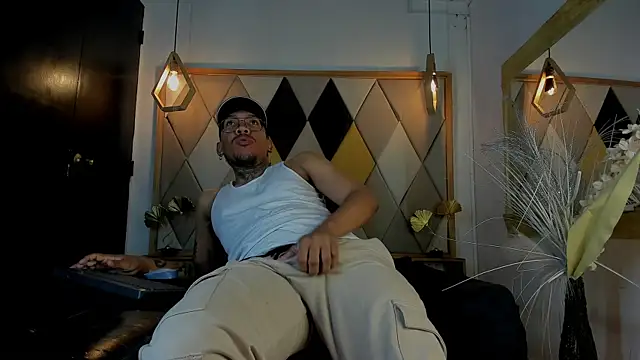 ThiagoBerry online show from 02-05-26, 11:26