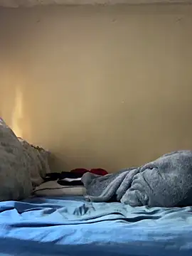 Snapshot of BigAndBeaut chatting on 02-25-26, 09:19 BigAndBeaut online show from 02-25-26, 09:19