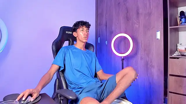 Snapshot of neitan_miller_ chatting on 02-05-26, 03:55 neitan miller online show from 02-05-26, 03:55