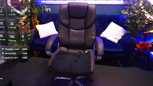 Snapshot of Dafni_Monn chatting on 03-02-25, 04:53 Dafni Monn online show from 03-02-25, 04:53