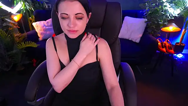 Snapshot of Dafni_Monn chatting on 03-11-25, 09:34 Dafni Monn online show from 03-11-25, 09:34