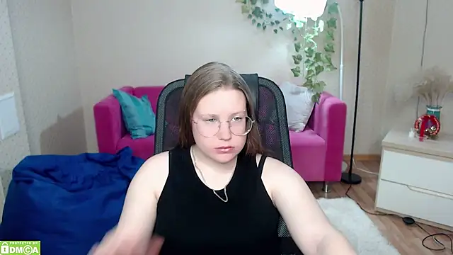 Snapshot of kuri_u chatting on 02-05-26, 08:41 kuri u online show from 02-05-26, 08:41