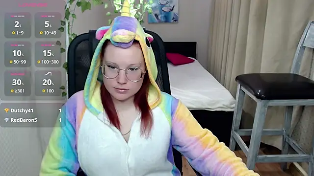 Snapshot of kuri_u chatting on 03-05-26, 11:50 kuri u online show from 03-05-26, 11:50