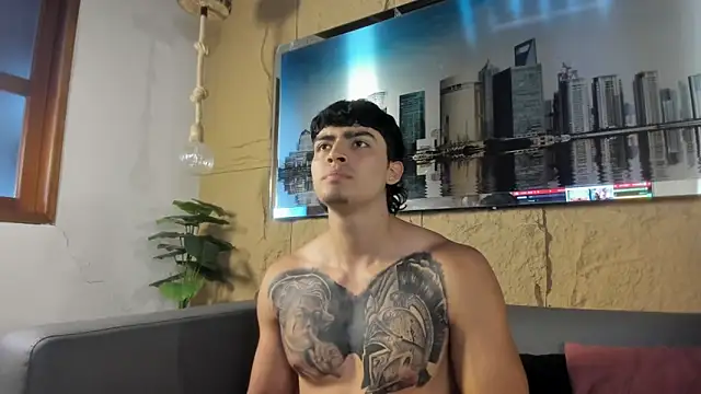 Snapshot of elliot_colton chatting on 02-10-26, 09:08 elliot colton online show from 02-10-26, 09:08