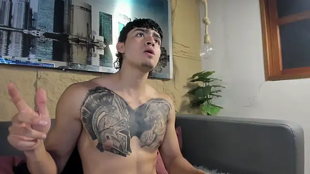 Snapshot of elliot_colton chatting on 02-14-26, 08:38 elliot colton online show from 02-14-26, 08:38