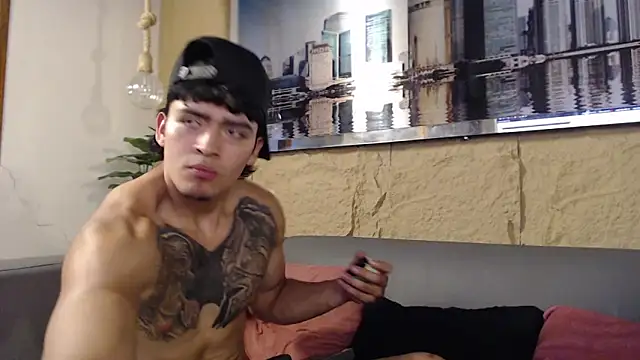 Snapshot of elliot_colton chatting on 02-18-26, 09:22 elliot colton online show from 02-18-26, 09:22