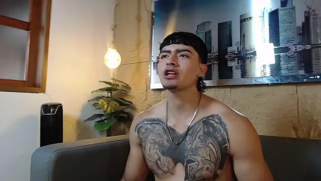 Snapshot of elliot_colton chatting on 03-05-26, 08:49 elliot colton online show from 03-05-26, 08:49