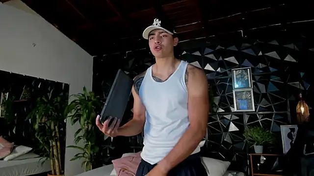 elliot colton online show from 06-15-26, 07:05
