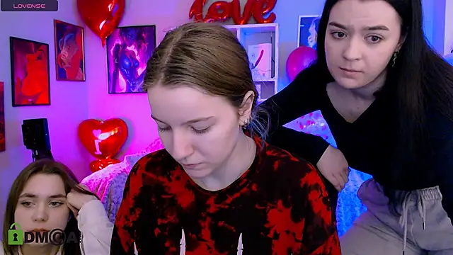 Snapshot of monica_xcx chatting on 02-14-26, 10:34 monica xcx online show from 02-14-26, 10:34