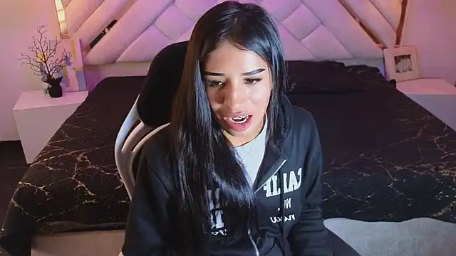 zoevg online show from 04-28-26, 12:43